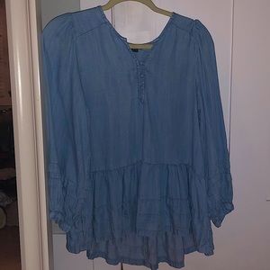 American Eagle women’s medium blouse